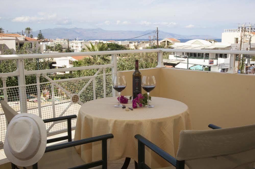 Appartamento Blue Sky Agia Marina Esterno foto