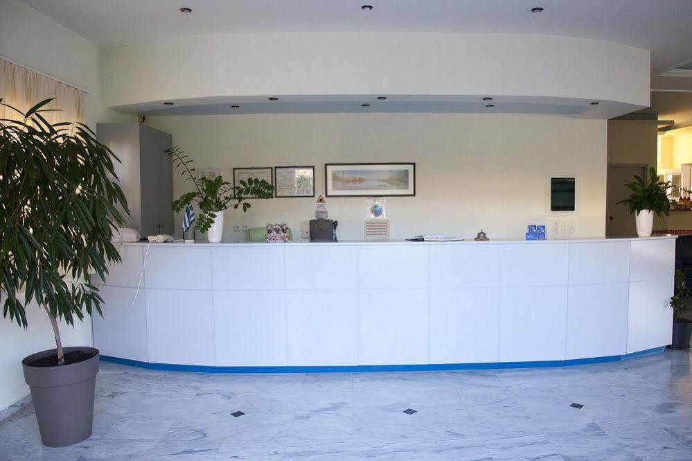 Appartamento Blue Sky Agia Marina Esterno foto
